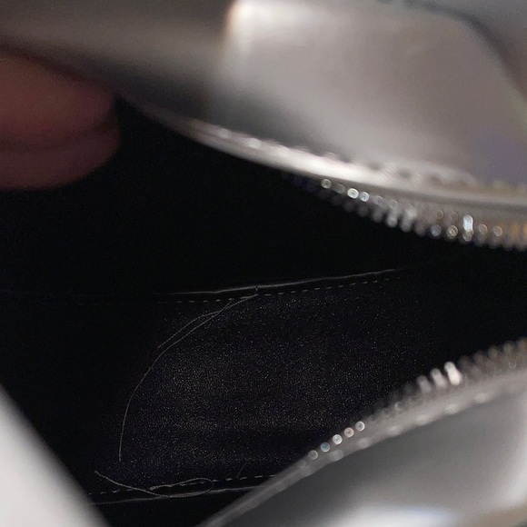 Rachel Zoe Beaded Bag Silver Guitar-Shaped Bag Decorative Crystal Headphones - Picture 6 of 10